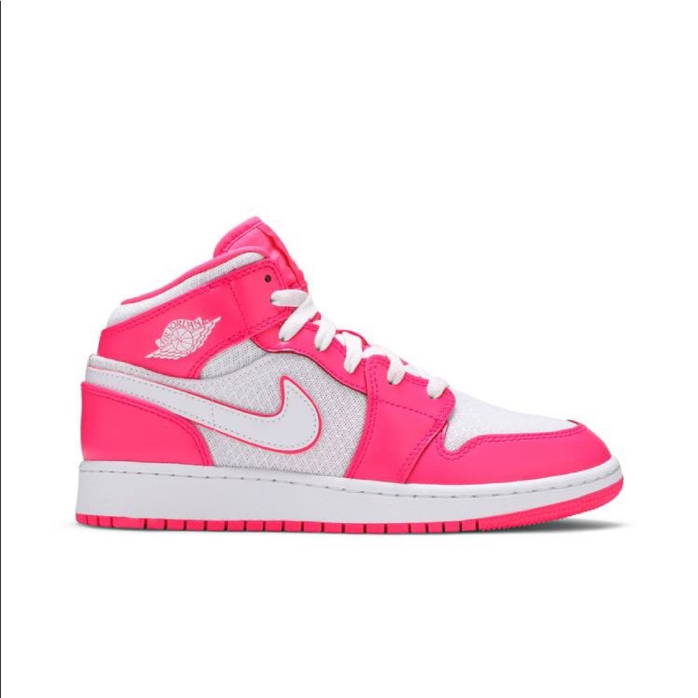 NIKE HYPER PINK MIDS